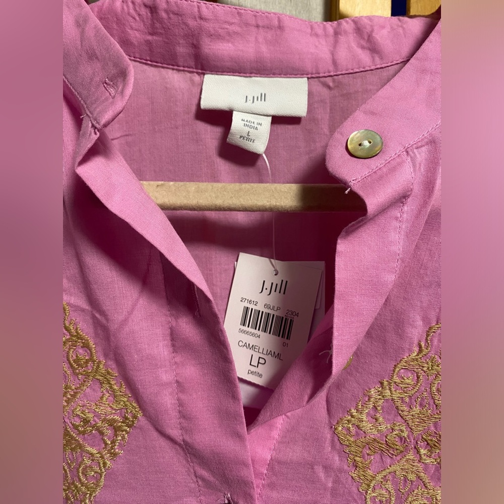 J. Jill NWT Embroidered Button-Front
Cotton Tunic - Picture 3 of 7